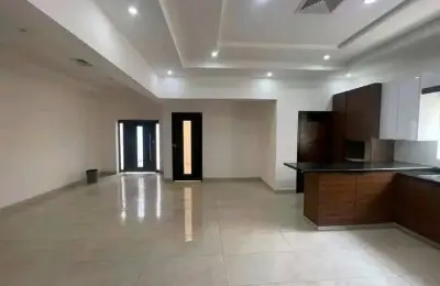 Casa Independiente de 3 Dormitorios cerca de la Plataforma Gubernamental Sur