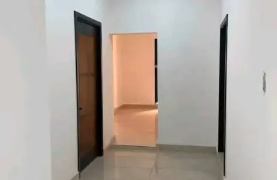 Casa Independiente de 3 Dormitorios cerca de la Plataforma Gubernamental Sur