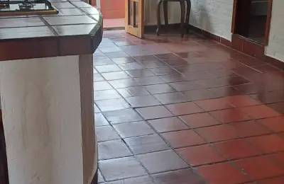 Suite Semi Amoblada en Arriendo – Cumbayá (A 5 min de la USFQ)