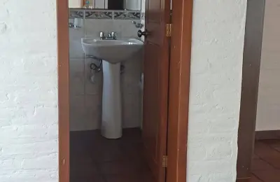 Suite Semi Amoblada en Arriendo – Cumbayá (A 5 min de la USFQ)