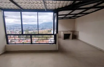 Departamento Dúplex de 2 Dormitorios en Arriendo – Sector El Cebollar, Cuenca