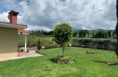 Espectacular Casa en Arriendo – Tababela (Ideal Vivienda o Airbnb)