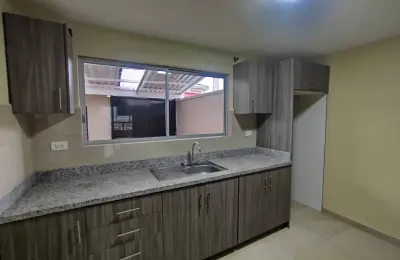 Departamento Dúplex de 2 Dormitorios en Arriendo – Sector El Cebollar, Cuenca