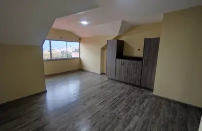 Departamento Dúplex de 2 Dormitorios en Arriendo – Sector El Cebollar, Cuenca